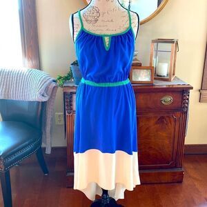EUC Women’s Willow and Clay high lo dress in size small.